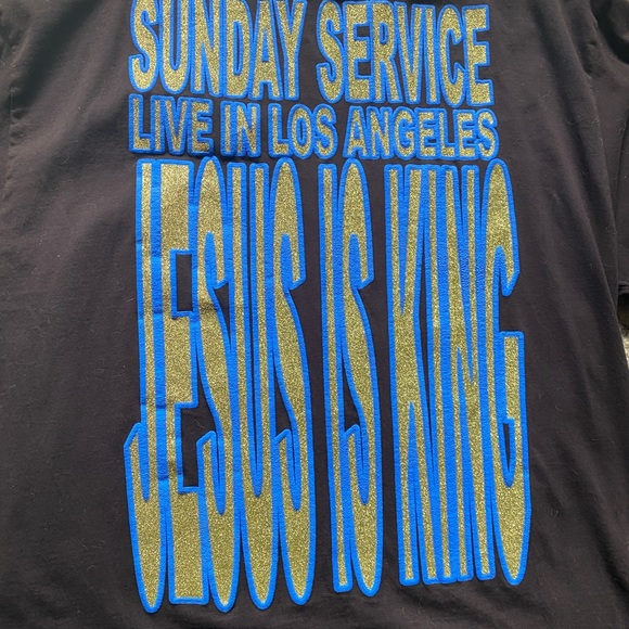 Yeezy - Picture 2 of 3